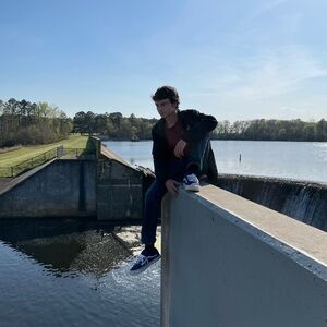 Meet your Posher, Justin